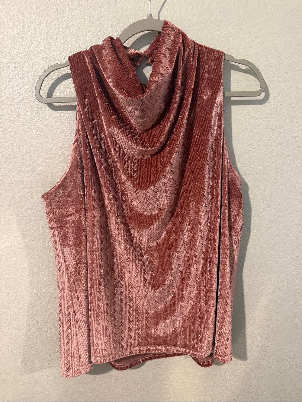 entro Crushed Velvet Sleeveless Top - Rose Mauve
